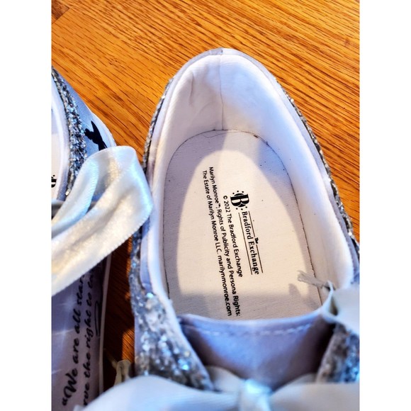 The Bradford Exchange Silver Sparkle Marilyn Monroe Sneakers Size 8 - Picture 3 of 11